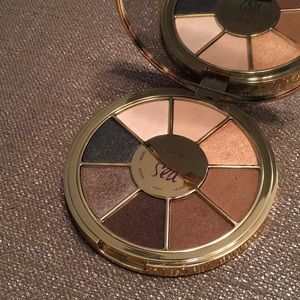 Tarte Rainforest of the Sea eyeshadow